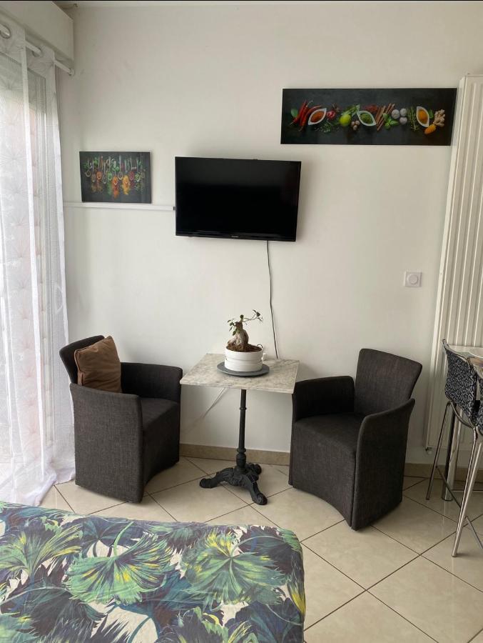 Trendy Studios Tassin מראה חיצוני תמונה